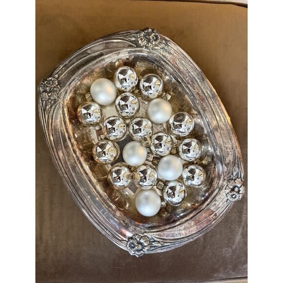 Vintage Roger Bros Daffodil Silver Tray - Picture 7 of 7